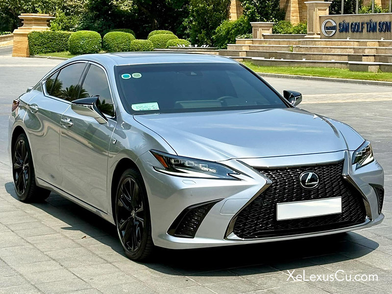 Bán xe Lexus ES250 2023 bản F SPORT  màu Bạc Sonic, chạy chỉ 9.590 km, siêu lướt như xe mới